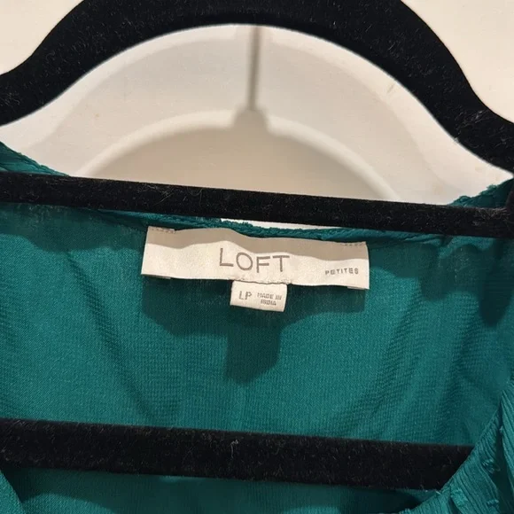 LOFT Long Sleeve Green Teal Flowy Blouse. Size Petite Large - Picture 6 of 10